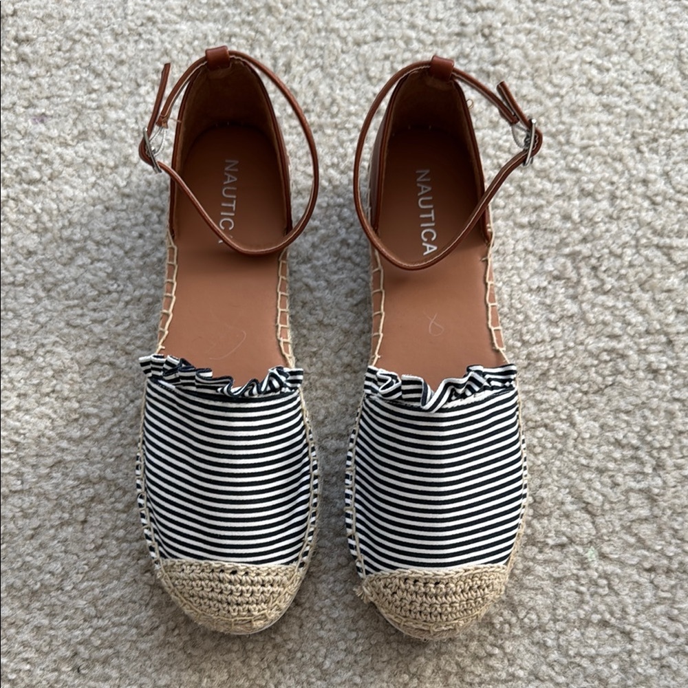 Nautica Black and White Espadrilles with Jute Detailing
